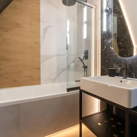 Granaria Chmielna 110 By Alqueen *