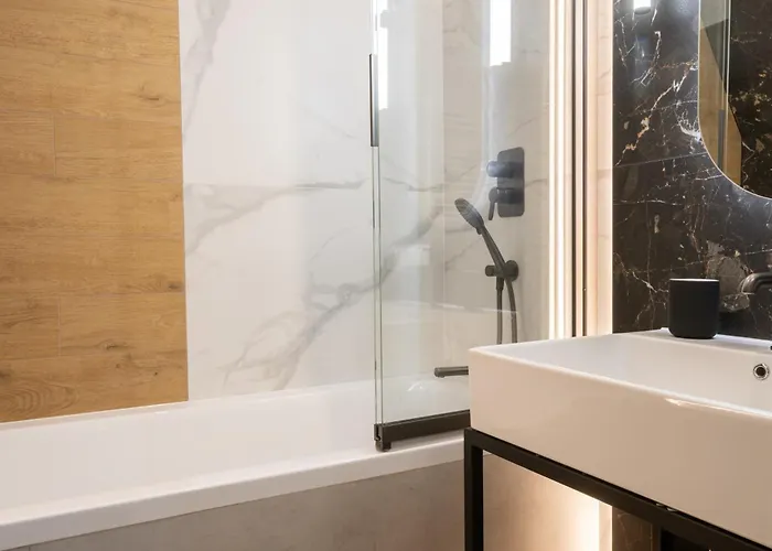 Apartament Granaria Chmielna 110 By Alqueen