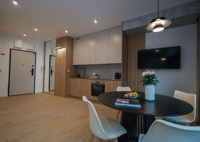 Granaria Chmielna 110 By Alqueen Apartman