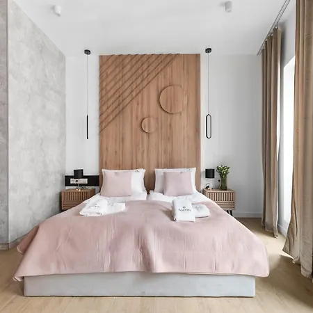 Apartament Granaria Chmielna 110 By Alqueen