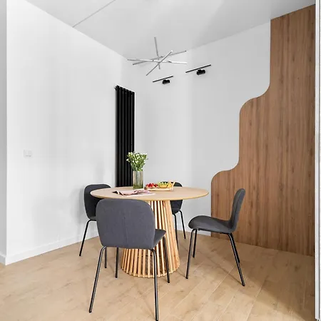Apartament Granaria Chmielna 110 By Alqueen