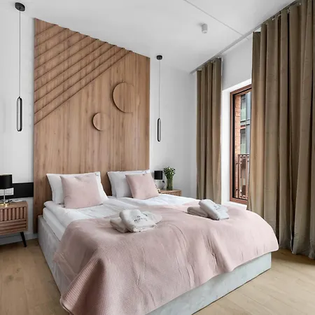 Granaria Chmielna 110 By Alqueen Apartament