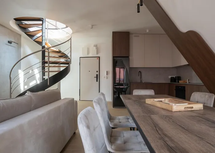 Apartment Granaria Chmielna 110 By Alqueen *